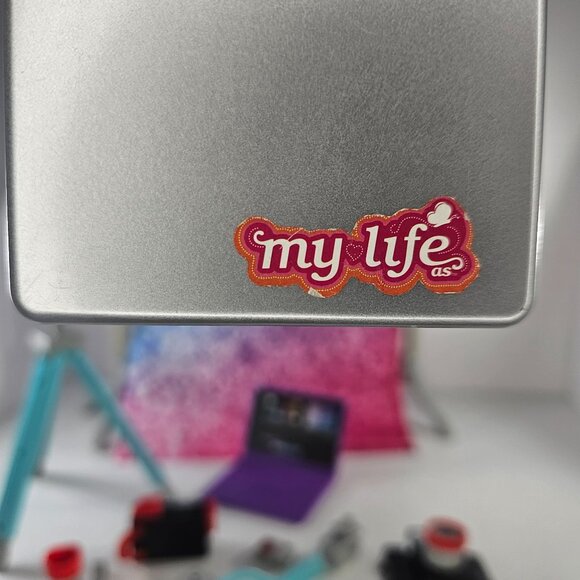 My Life As Vlogger Playset With Accessories - Picture 3 of 8
